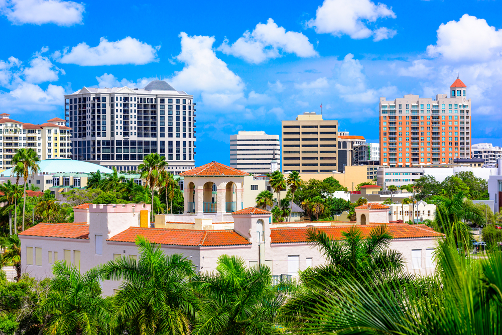 college beach towns in Florida